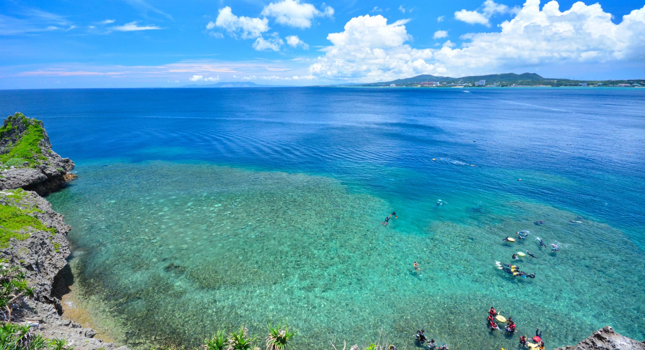 沖縄の海の魅力をご紹介 そこには、まだ知らない、沖縄がある。